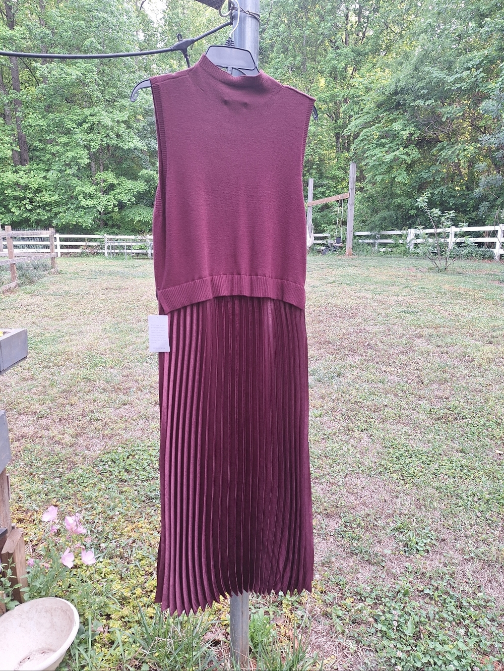 Max Studio Sleeveless Pleated Maxi Dress in Burgundy - Picture 7 of 11